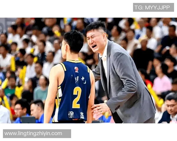 广东力克青岛取四连胜!三巨子合砍58+20+16,杜锋怒吃技犯 广东力克青岛取四连胜!三巨子合砍58+20+16,杜锋怒吃技犯